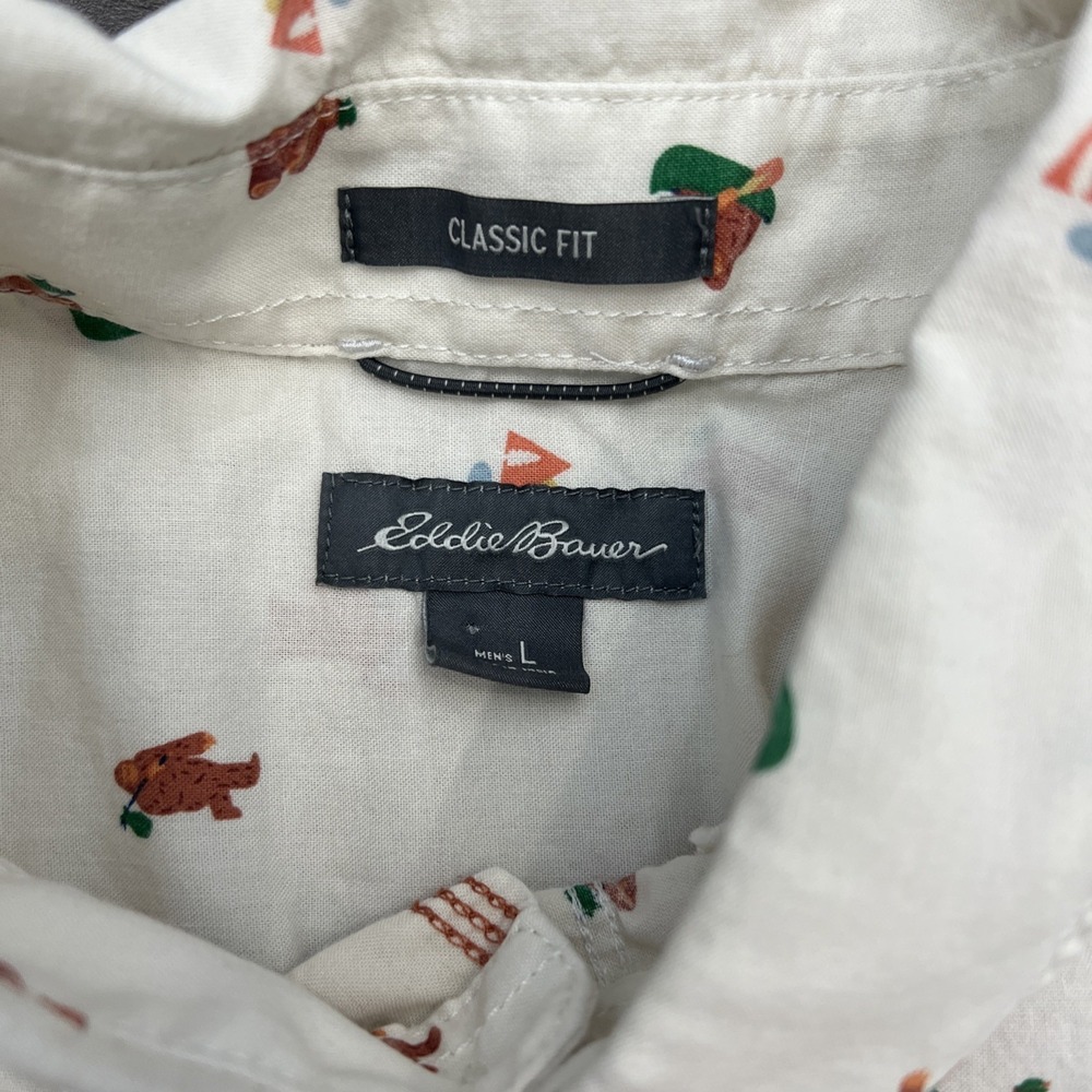 Eddie Bauer Mens Bigfoot Button Up Shirt L Ivory Cotton Sasquatch Print - Picture 5 of 8